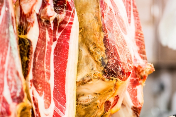 Qué Diferencia Hay Entre Jamón de Cebo y de Bellota