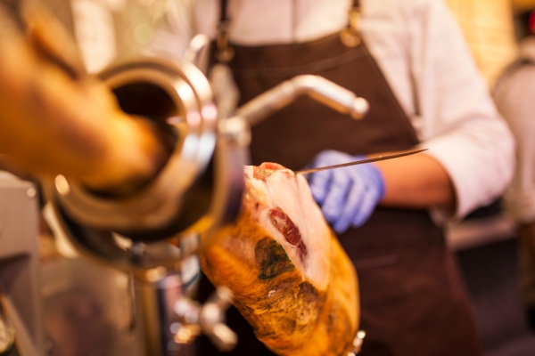 Tiempo de Curación entre un Jamón de 7 kg y Uno de 9 kg