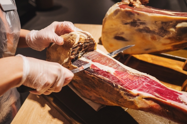 Diferencias entre Cortar Jamón y Paletilla